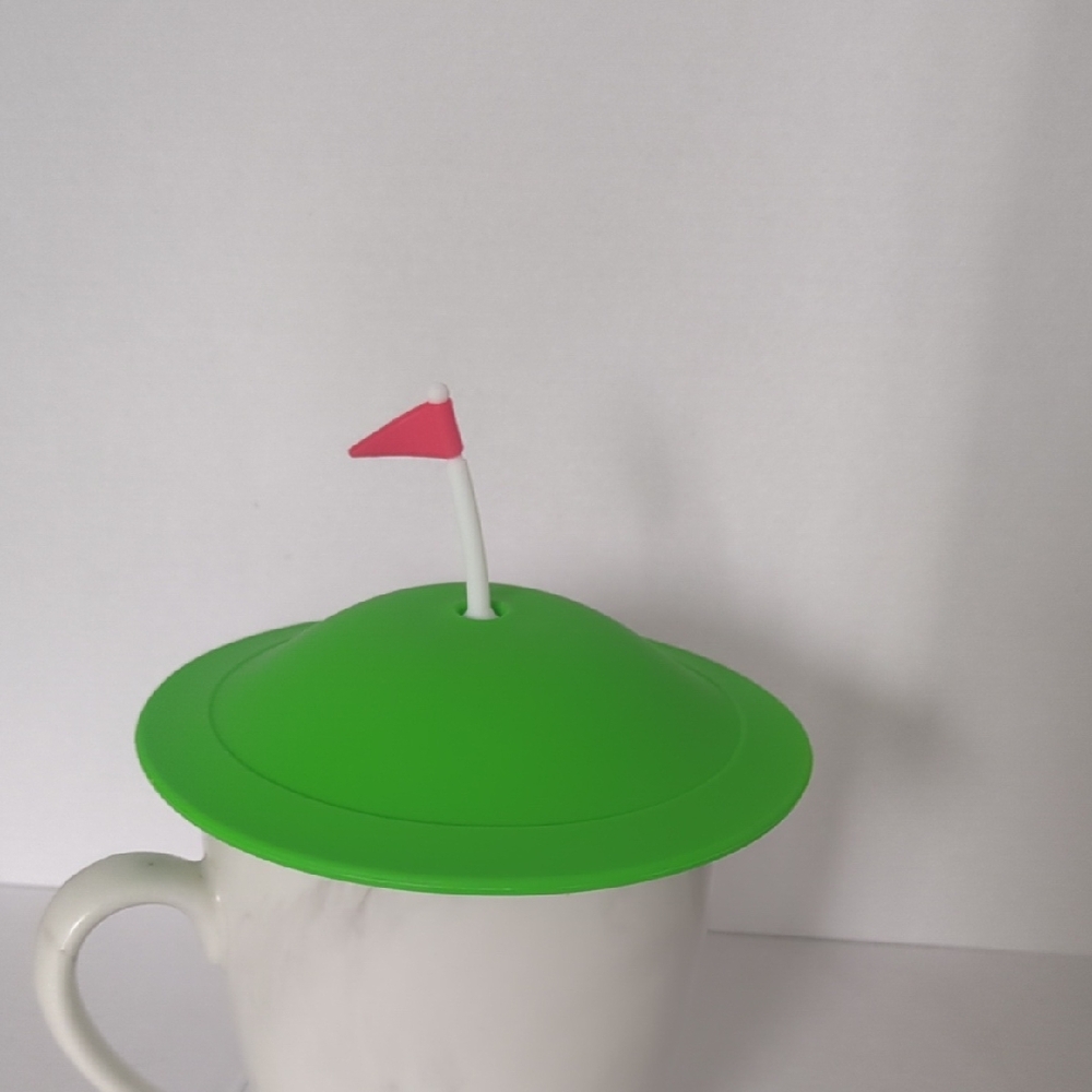 Golf Tee Green Silicone Mug Cover with Red Flag